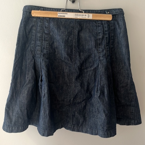 Tommy Hilfiger above the knee buttoned jean skirt - Picture 2 of 3